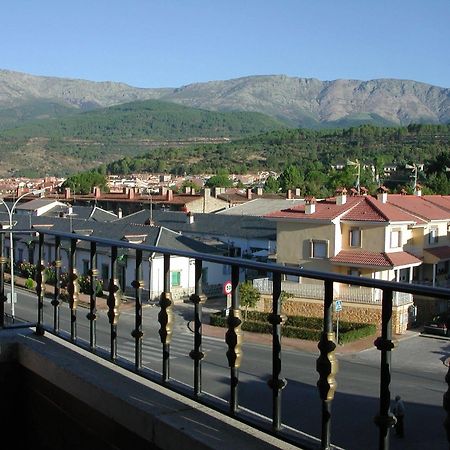 Hostal Avenida Аренас-де-Сан-Педро Экстерьер фото